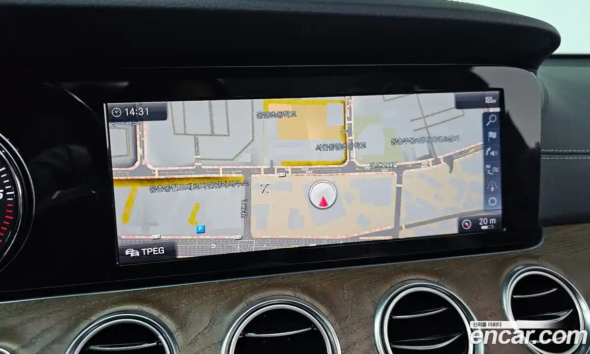 Mercedes-Benz E-Class 2019 1.9 Автомат в Москве № 161378, фото 13