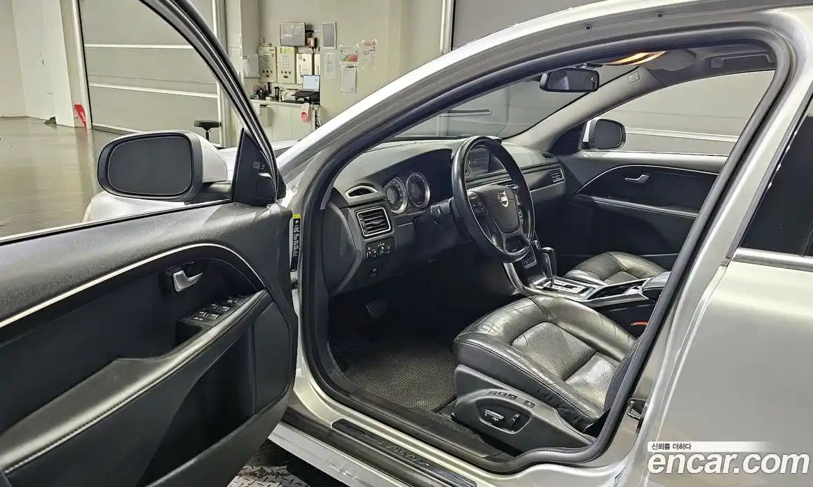 Volvo S80 2012 2.0 Автомат в Москве № 161931, фото 13