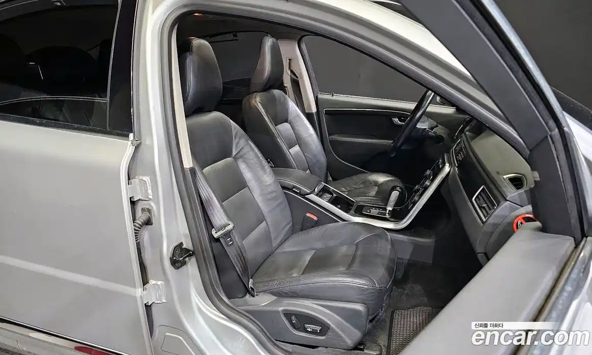 Volvo S80 2012 2.0 Автомат в Москве № 161931, фото 3