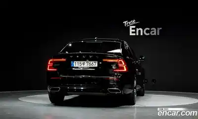 Volvo S60 2022 2.0 Автомат в Москве № 164429, миниатюра 2