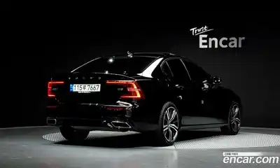 Volvo S60 2022 2.0 Автомат в Москве № 164429, миниатюра 4