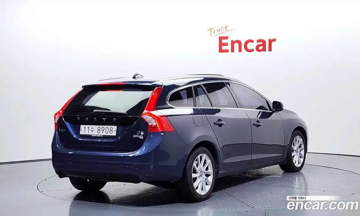 Volvo V60 2015 1.6 Автомат в Москве № 164699, фото 5