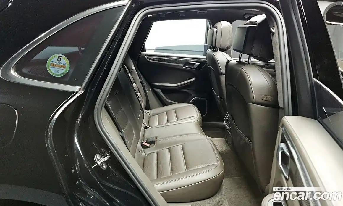 Porsche Macan 2015 3.6 Автомат в Москве № 165580, фото 20