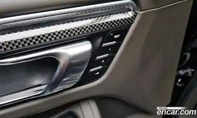 Porsche Macan 2015 3.6 Автомат в Москве № 165580, миниатюра 4