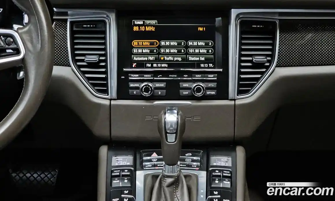 Porsche Macan 2015 3.6 Автомат в Москве № 165580, фото 5