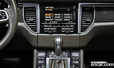 Porsche Macan 2015 3.6 Автомат в Москве № 165580, миниатюра 5