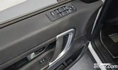 Land Rover Discovery Sport 2016 2.0 Автомат в Москве № 166640, миниатюра 11