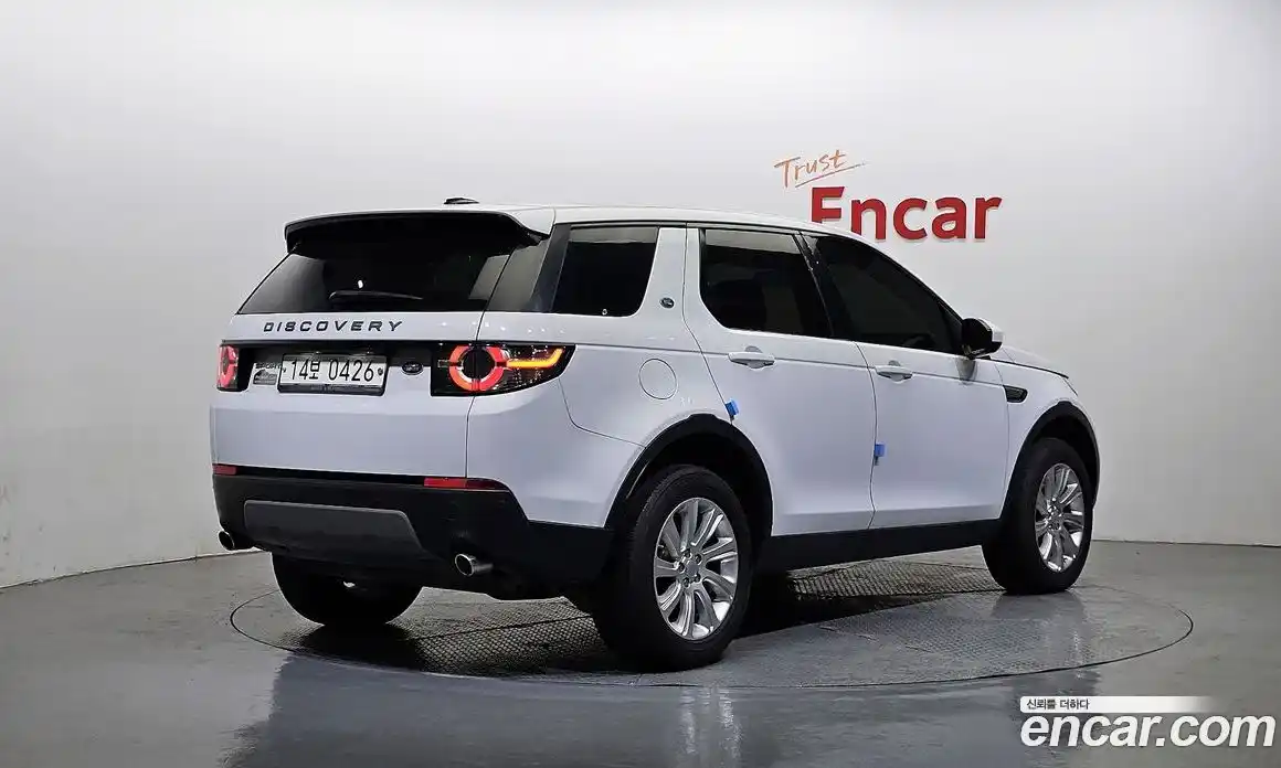 Land Rover Discovery Sport 2016 2.0 Автомат в Москве № 166640, фото 5