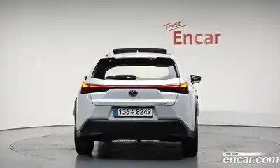 Lexus UX 2024 2.0 Автомат в Москве № 168015, миниатюра 9