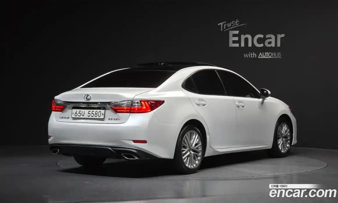 Lexus ES 2018 3.5 Автомат в Москве № 168314, фото 15
