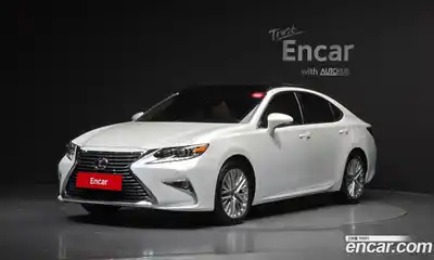 Lexus ES 2018 3.5 Автомат в Москве № 168314, миниатюра 2