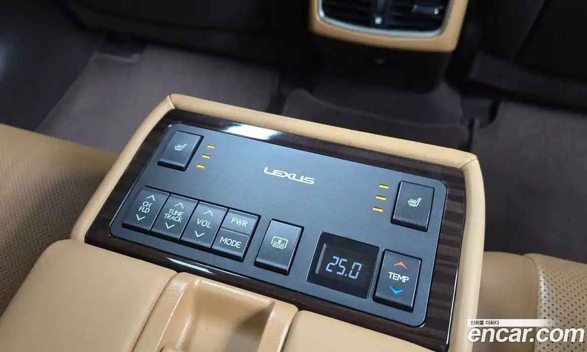 Lexus ES 2018 3.5 Автомат в Москве № 168314, фото 5