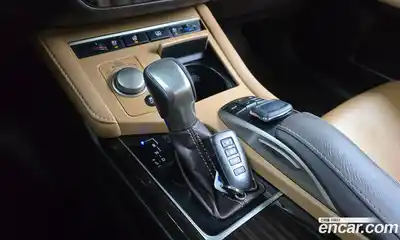Lexus ES 2018 3.5 Автомат в Москве № 168314, миниатюра 10