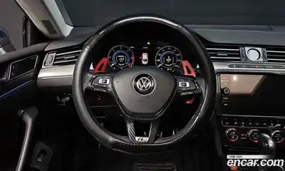 Volkswagen Arteon 2019 2.0 Автомат в Москве № 168778, миниатюра 4