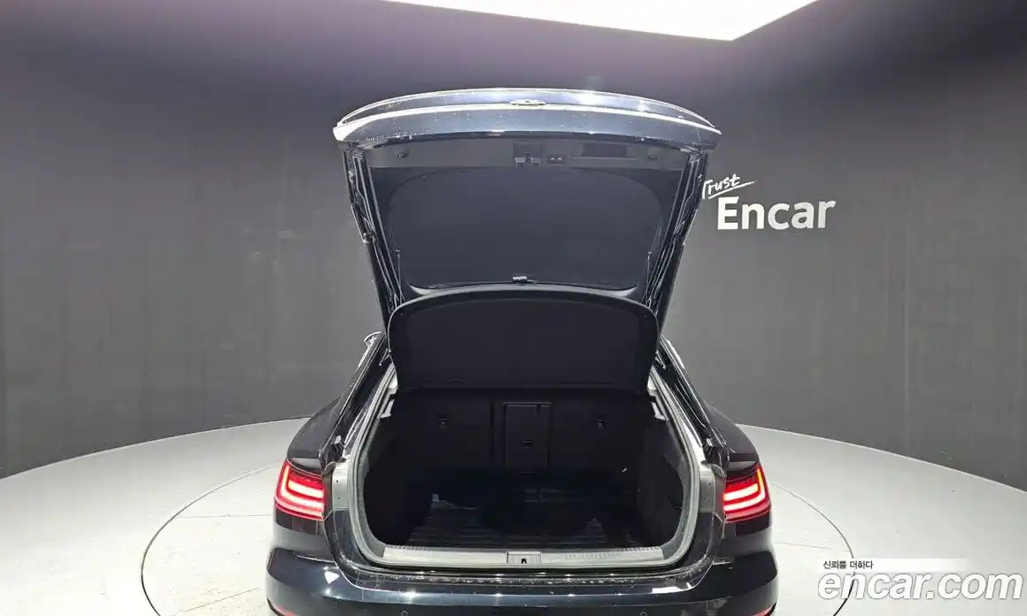 Volkswagen Arteon 2019 2.0 Автомат в Москве № 168778, фото 8