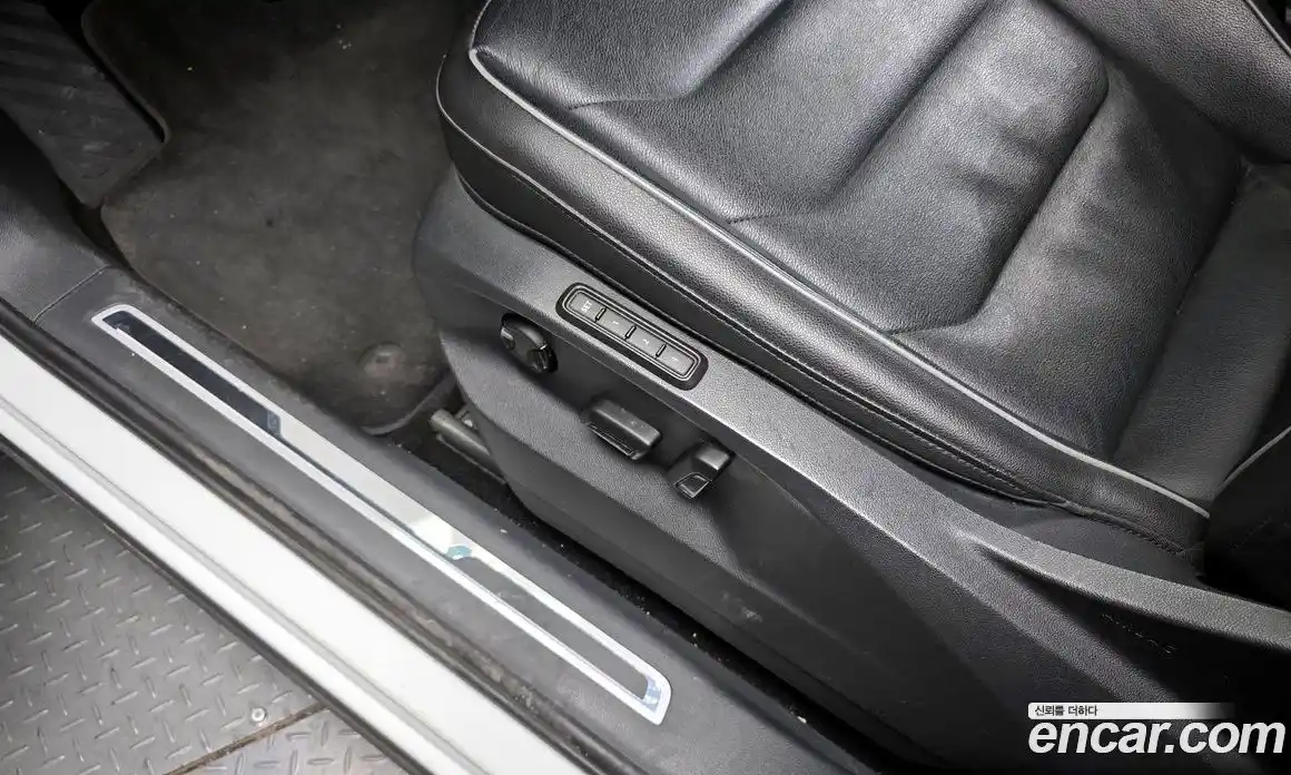 Volkswagen Tiguan 2020 2.0 Автомат в Москве № 169035, фото 19