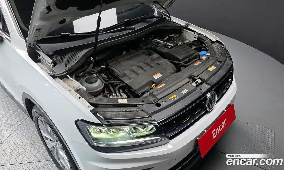 Volkswagen Tiguan 2020 2.0 Автомат в Москве № 169035, фото 20