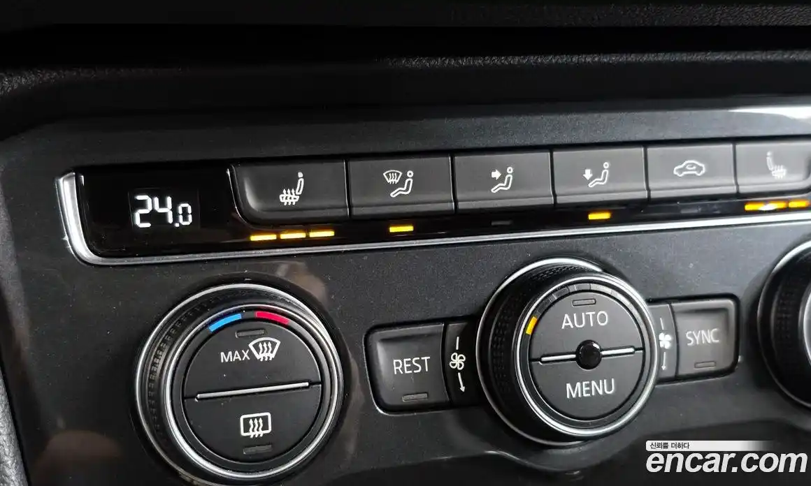 Volkswagen Tiguan 2020 2.0 Автомат в Москве № 169035, фото 4