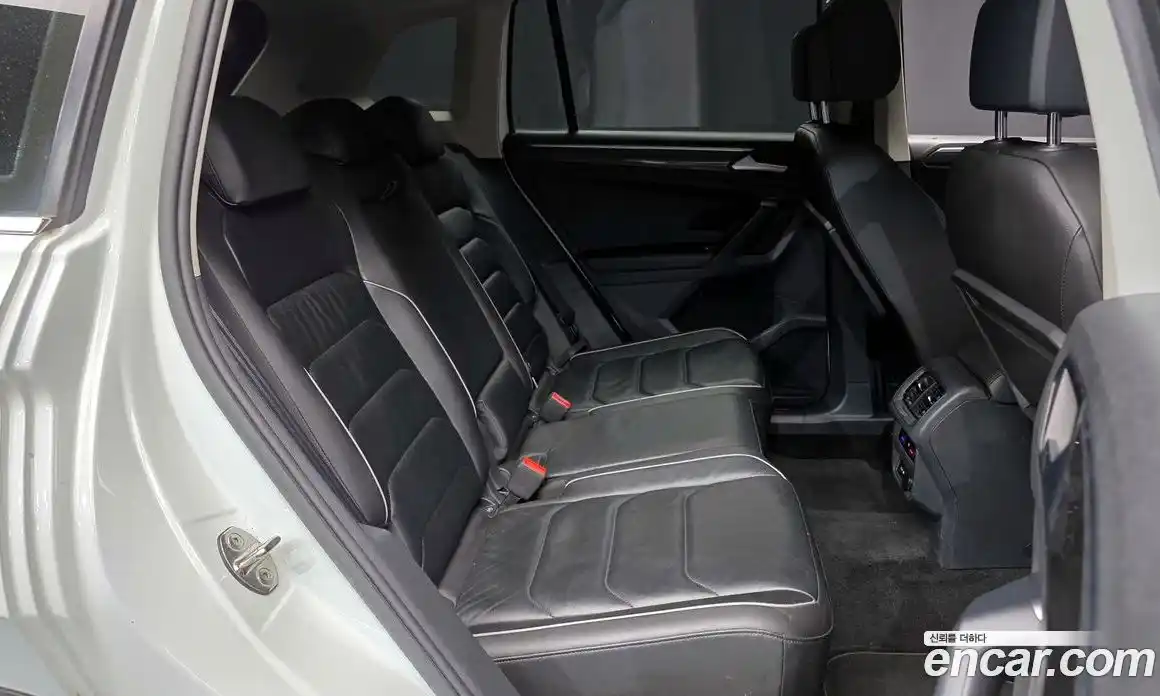 Volkswagen Tiguan 2020 2.0 Автомат в Москве № 169035, фото 6