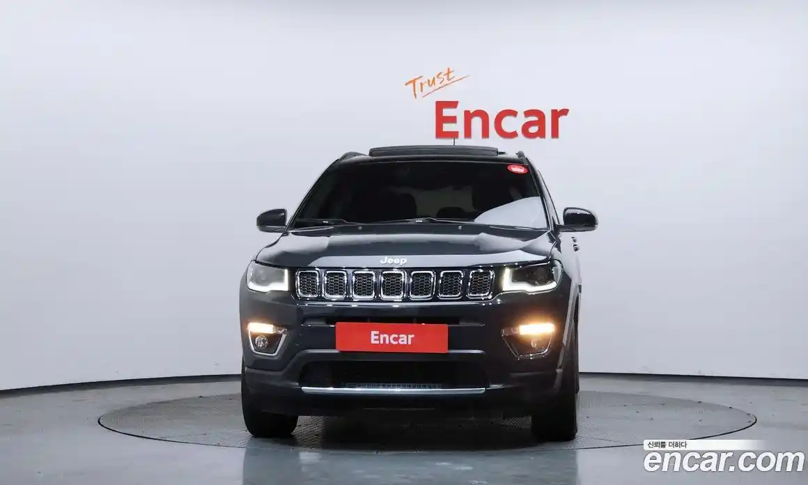 Jeep Compass 2018 2.4 Автомат в Москве № 169750, фото 12