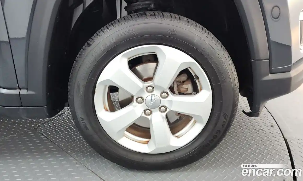 Jeep Compass 2018 2.4 Автомат в Москве № 169750, фото 17