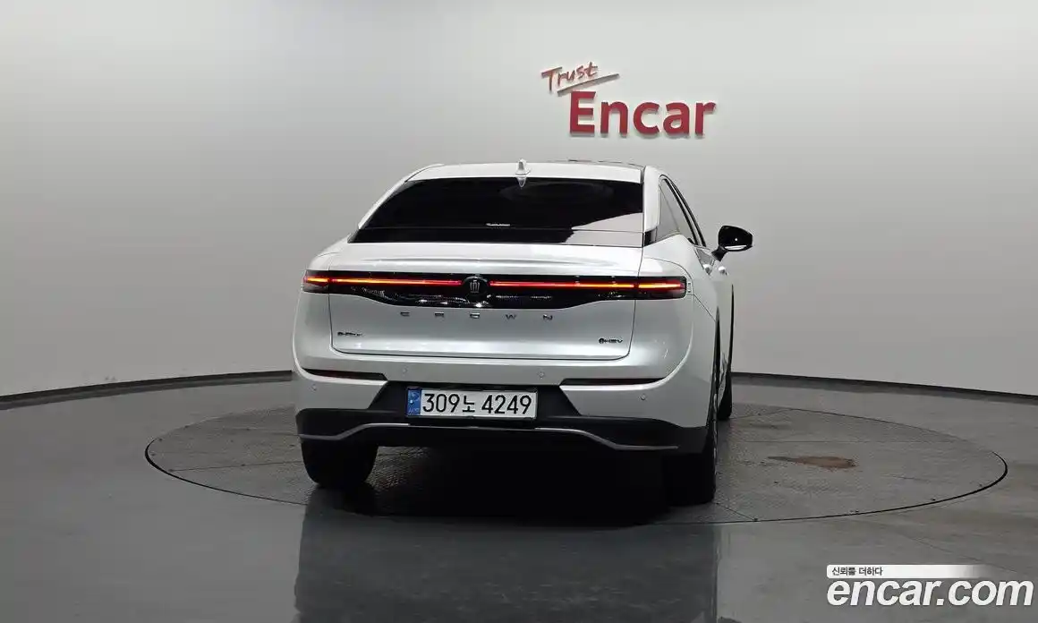 Toyota Crown 2025 2.5 Автомат в Москве № 170177, фото 3