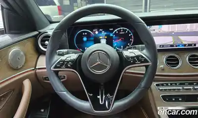 Mercedes-Benz E-Class 2022 2.0 Автомат в Москве № 177383, миниатюра 12