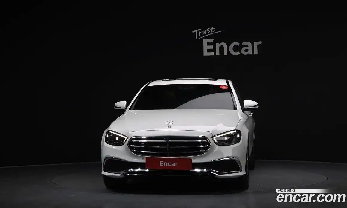 Mercedes-Benz E-Class 2022 2.0 Автомат в Москве № 177383, фото 17