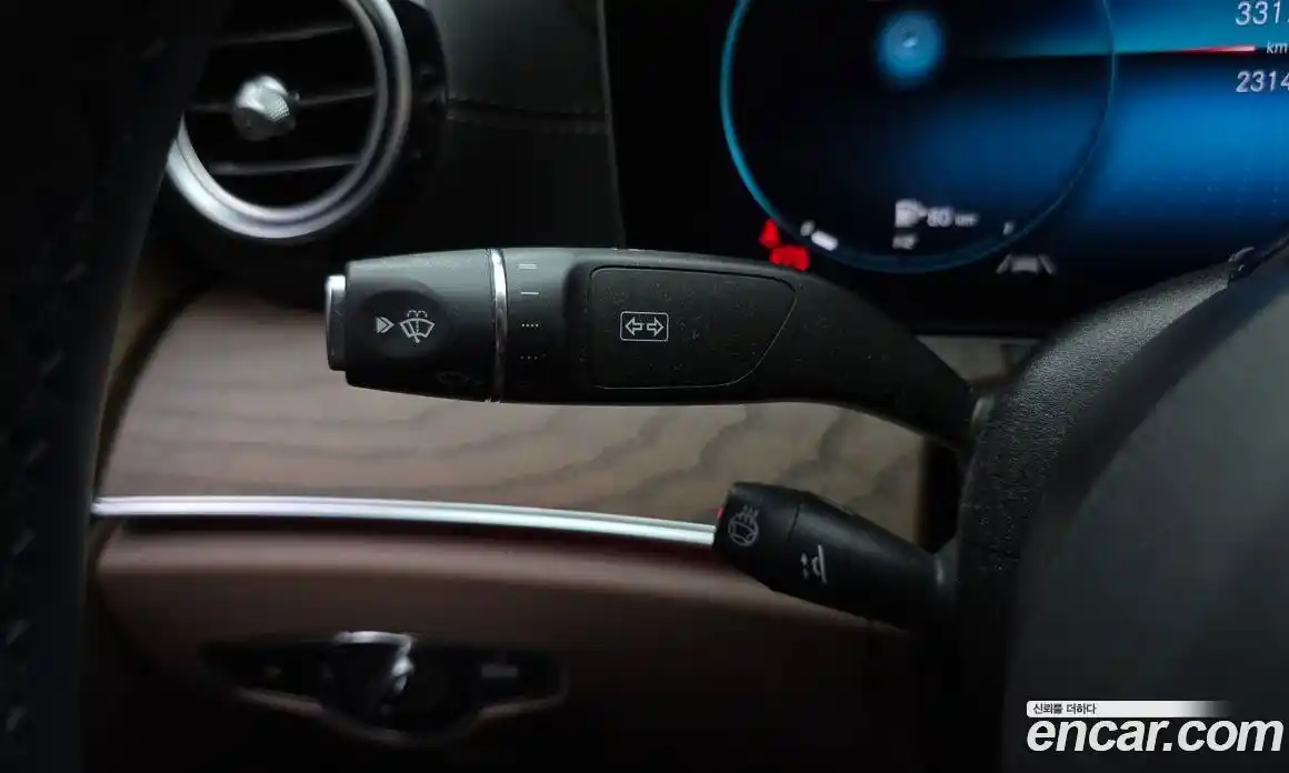 Mercedes-Benz E-Class 2022 2.0 Автомат в Москве № 177383, фото 18