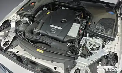 Mercedes-Benz E-Class 2022 2.0 Автомат в Москве № 177383, миниатюра 2