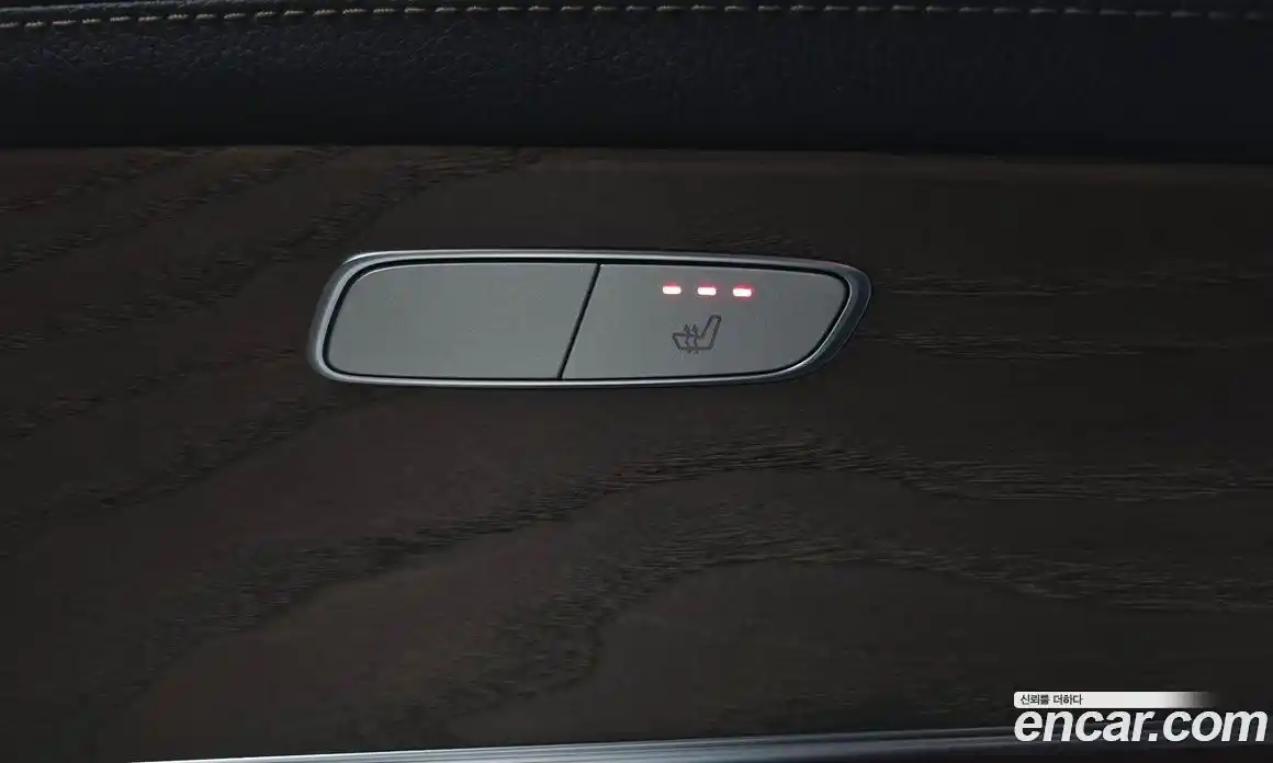 Mercedes-Benz E-Class 2022 2.0 Автомат в Москве № 177383, фото 3