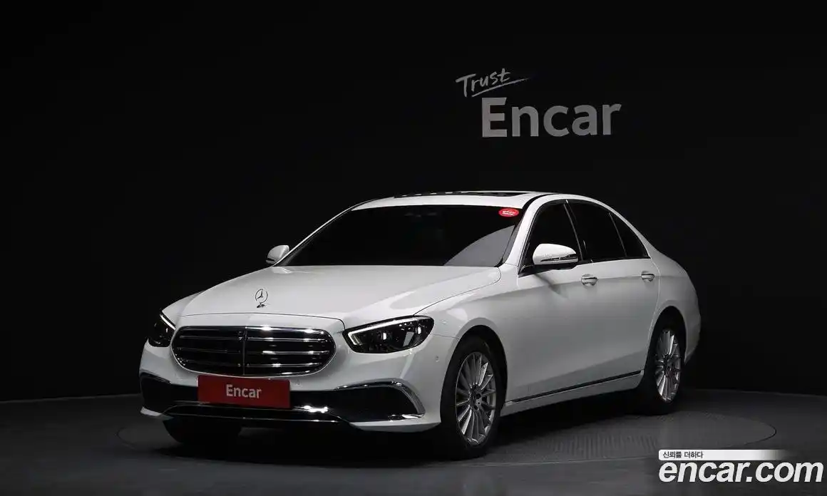 Mercedes-Benz E-Class 2022 2.0 Автомат в Москве № 177383, фото 4