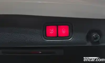 Mercedes-Benz E-Class 2022 2.0 Автомат в Москве № 177383, миниатюра 9