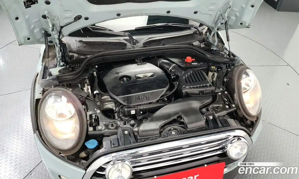 Mini Cooper 2018 1.5 Автомат в Москве № 181307, фото 20