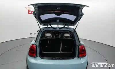 Mini Cooper 2018 1.5 Автомат в Москве № 181307, миниатюра 2
