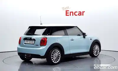 Mini Cooper 2018 1.5 Автомат в Москве № 181307, миниатюра 3