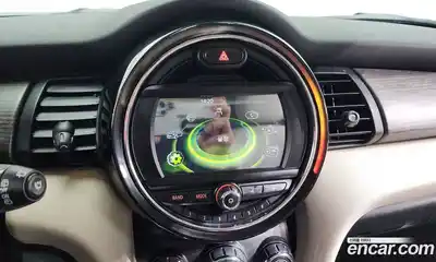 Mini Cooper 2018 1.5 Автомат в Москве № 181307, миниатюра 5