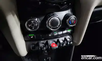 Mini Cooper 2018 1.5 Автомат в Москве № 181307, миниатюра 6