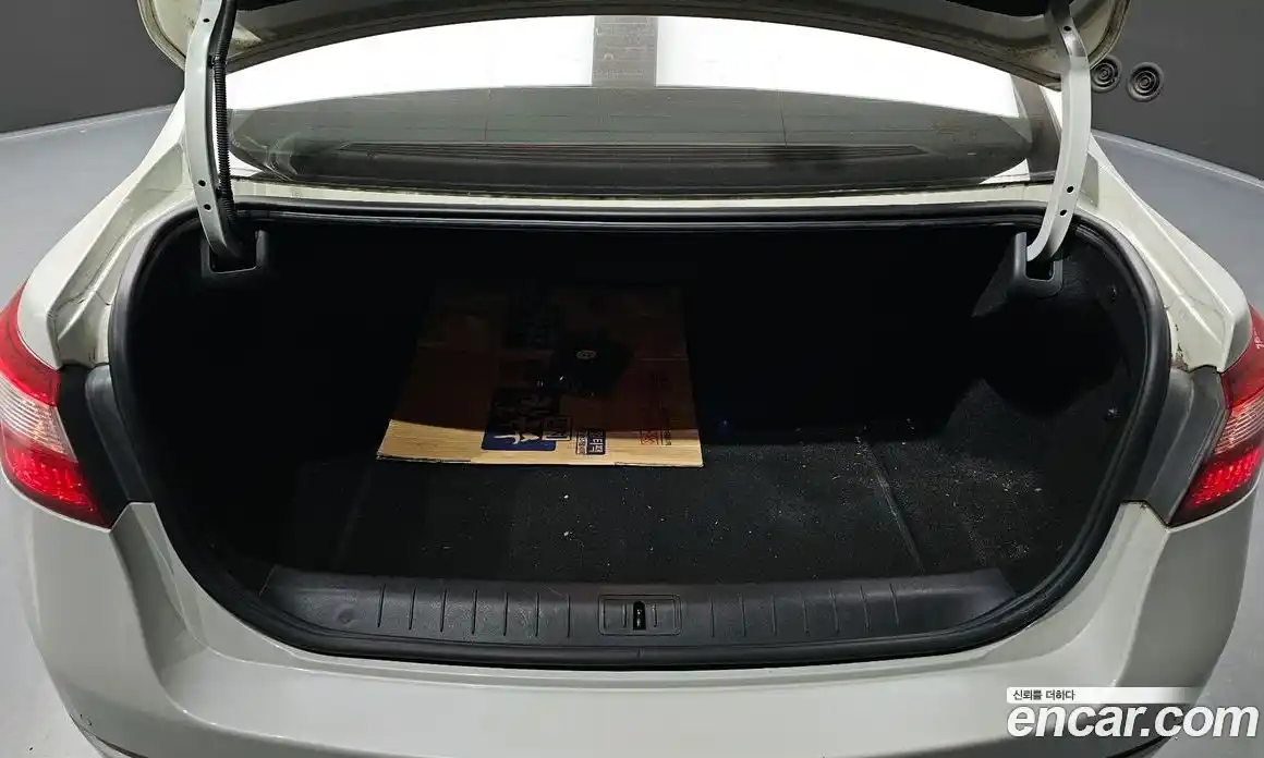 Renault SM5 2012 2.0 Автомат в Москве № 182915, фото 20