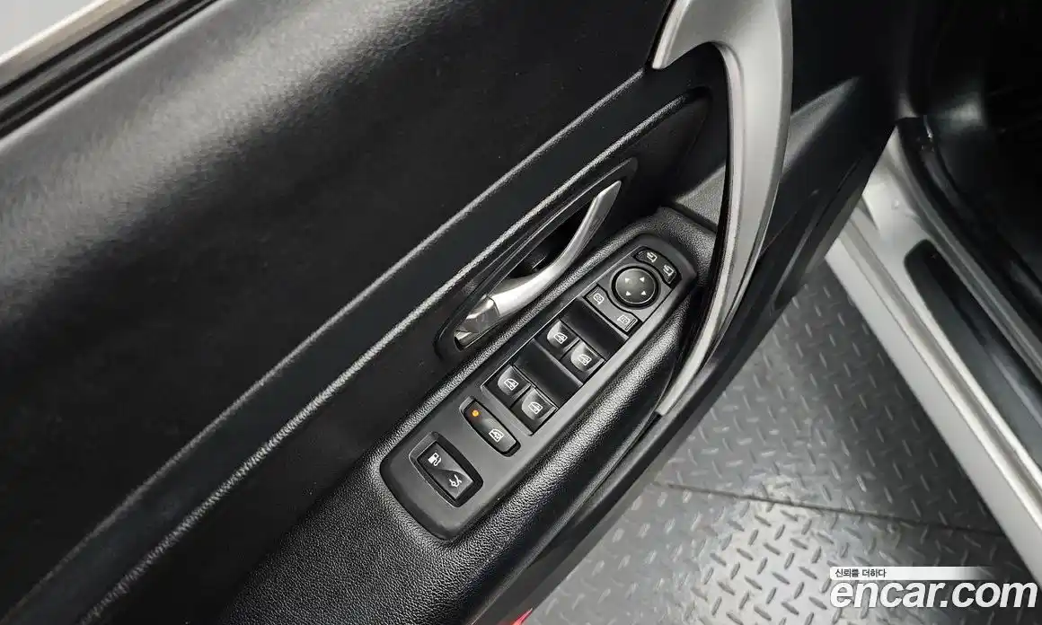 Renault SM5 2013 2.0 Автомат в Москве № 185202, фото 13