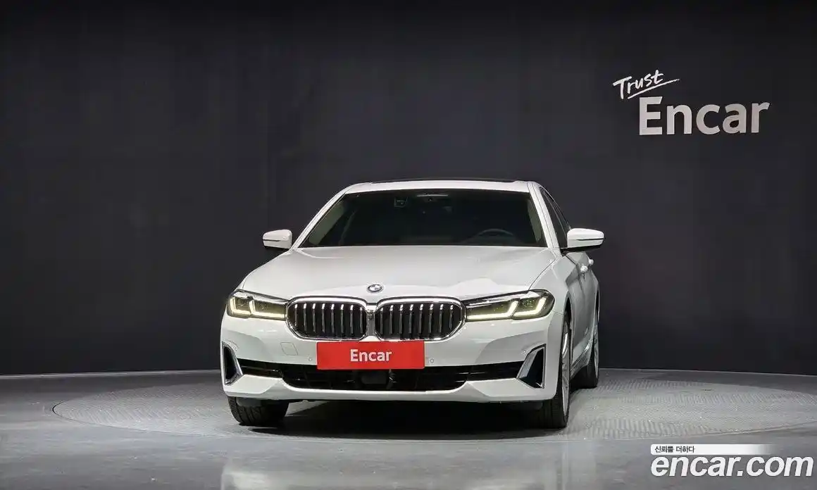 BMW 5-Series 2023 2.0 Автомат в Москве № 187975, фото 11