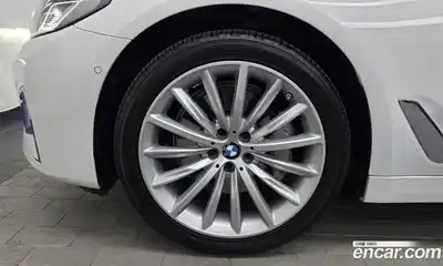 BMW 5-Series 2023 2.0 Автомат в Москве № 187975, миниатюра 2