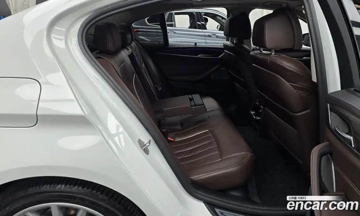 BMW 5-Series 2023 2.0 Автомат в Москве № 187975, фото 8