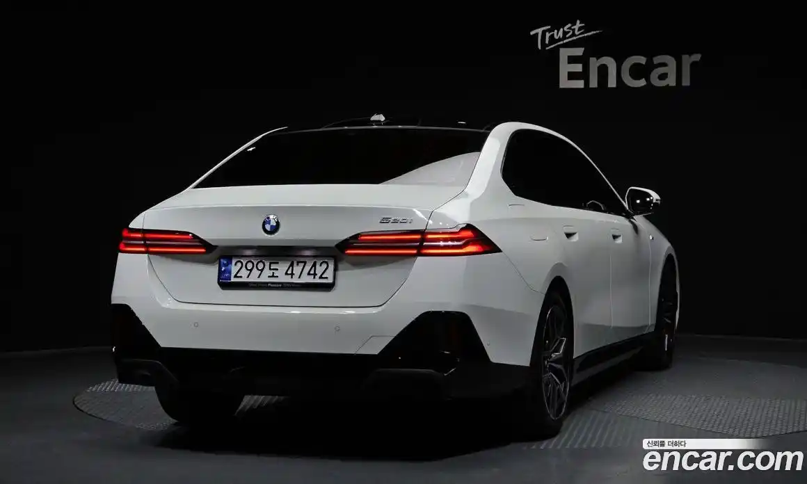 BMW 5-Series 2024 2.0 Автомат в Москве № 189288, фото 12