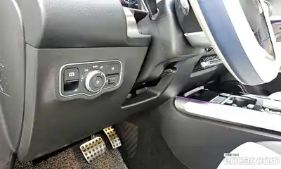 Mercedes-Benz GLB-Class 2021 2.0 Автомат в Москве № 194085, миниатюра 7