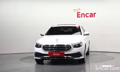 Mercedes-Benz E-Class 2023 2.0 Автомат в Москве № 194651, миниатюра 5