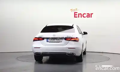 Mercedes-Benz E-Class 2023 2.0 Автомат в Москве № 194651, миниатюра 7