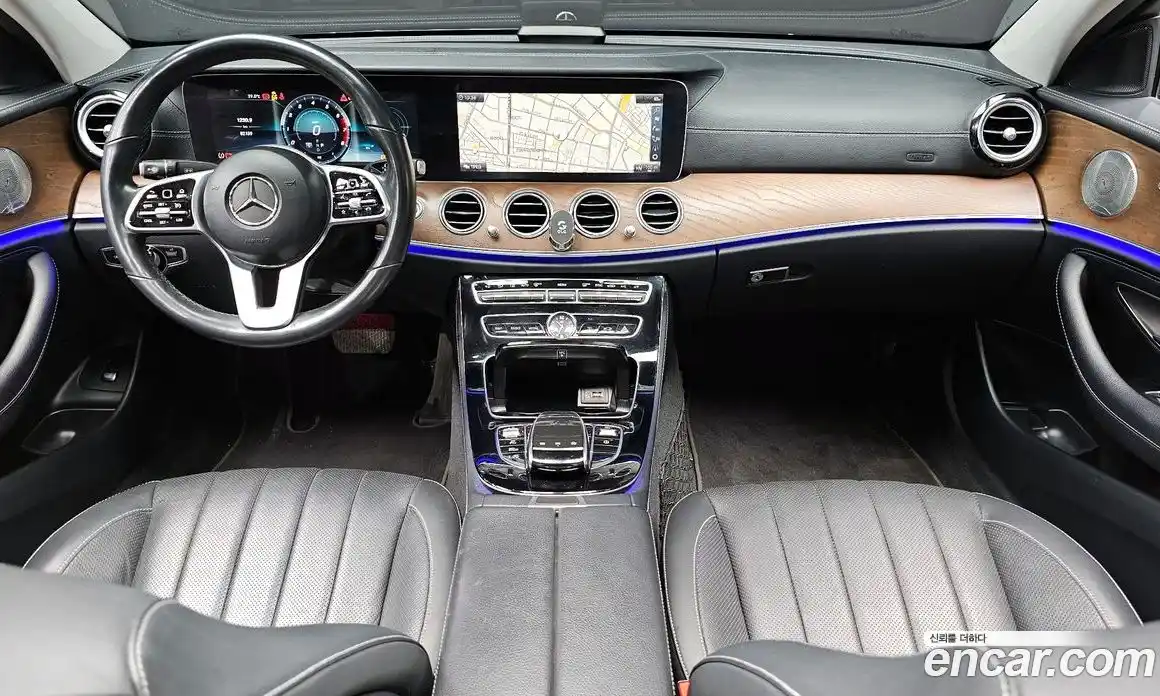 Mercedes-Benz E-Class 2019 2.0 Автомат в Москве № 195085, фото 11