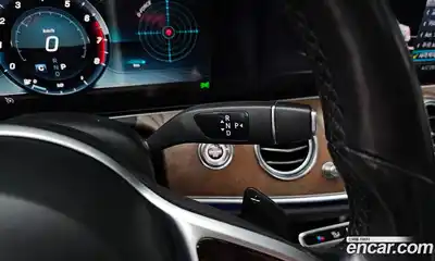 Mercedes-Benz E-Class 2019 2.0 Автомат в Москве № 195085, миниатюра 3