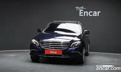 Mercedes-Benz E-Class 2019 2.0 Автомат в Москве № 195085, миниатюра 5
